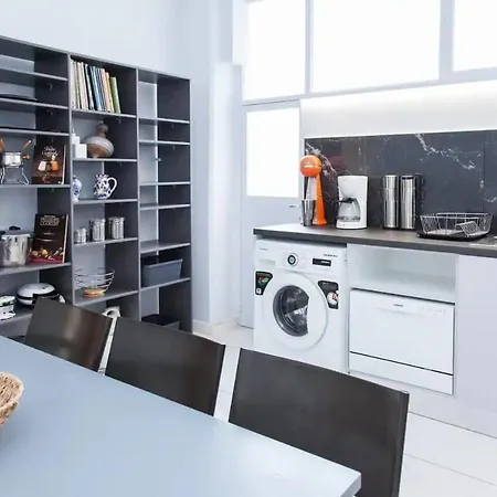 Ypsilon Iconicathenshome: Luxurious 3-bedroom Near Acropolis * Athens