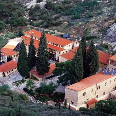Apartment Ypsilon Iconicathenshome: Luxurious 3-bedroom Near Acropolis *