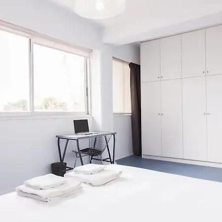 Apartment Ypsilon Iconicathenshome: Luxurious 3-bedroom Near Acropolis Athens