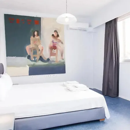 Ypsilon Iconicathenshome: Luxurious 3-bedroom Near Acropolis *