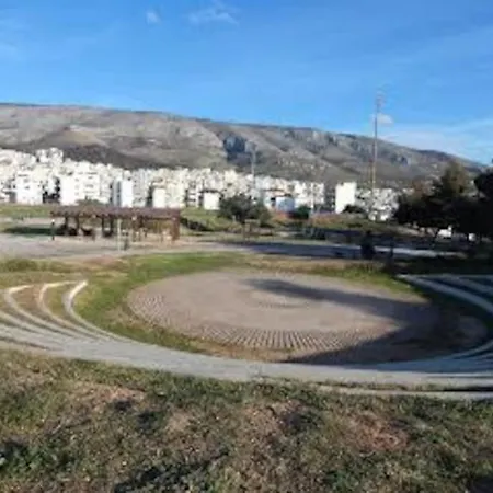 Ypsilon Iconicathenshome: Luxurious 3-bedroom Near Acropolis Apartment *