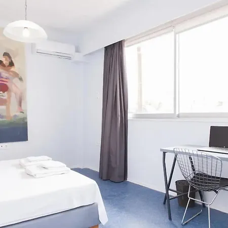 Ypsilon Iconicathenshome: Luxurious 3-bedroom Near Acropolis Apartment *