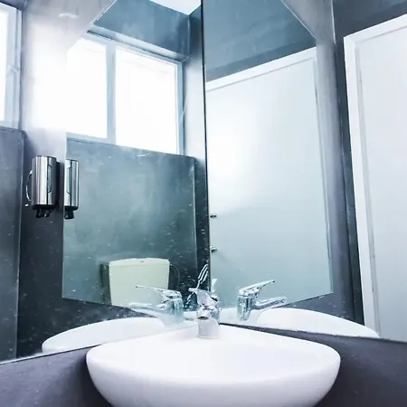 Apartment Ypsilon Iconicathenshome: Luxurious 3-bedroom Near Acropolis