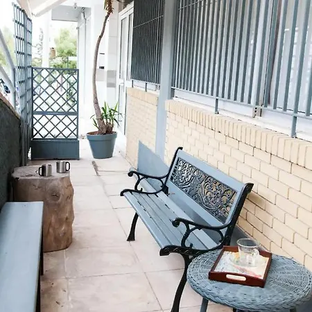 Ypsilon Iconicathenshome 140m2 Family & Pet Friendly Luxurious 3 Bdm Apt, Acropolis 10 Min Taxi Drive For 8 Euro, Quiet Central Neighborhood, Shopping 2 Min Walk, Fast Wifi, Free Parking, Park With Running Track, Across The Street Διαμέρισμα *