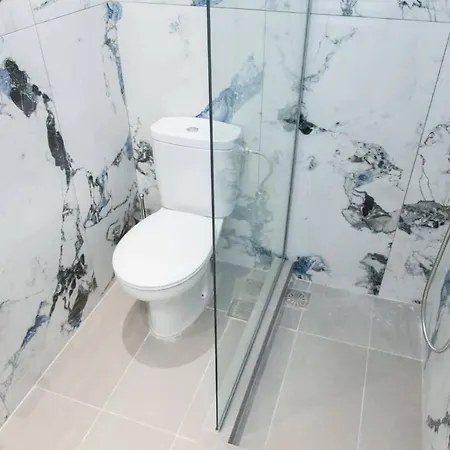 Ypsilon Iconicathenshome: Luxurious 3-bedroom Near Acropolis *