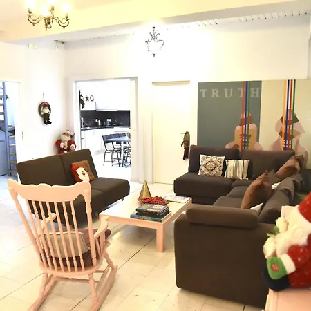 Apartment Ypsilon Iconicathenshome: Luxurious 3-bedroom Near Acropolis
