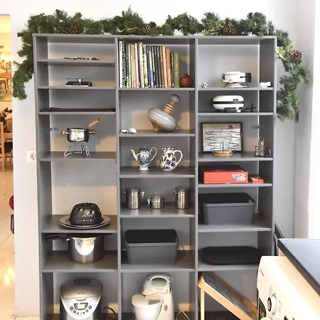 Ypsilon Iconicathenshome: Luxurious 3-bedroom Near Acropolis Apartment Athens