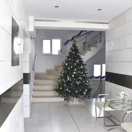Ypsilon Iconicathenshome: Luxurious 3-bedroom Near Acropolis *