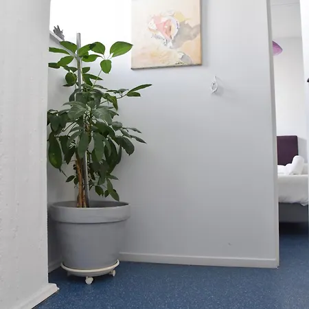 Διαμέρισμα Ypsilon Iconicathenshome 140m2 Family & Pet Friendly Luxurious 3 Bdm Apt, Acropolis 10 Min Taxi Drive For 8 Euro, Quiet Central Neighborhood, Shopping 2 Min Walk, Fast Wifi, Free Parking, Park With Running Track, Across The Street